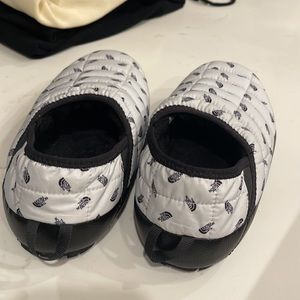 North Face slippers